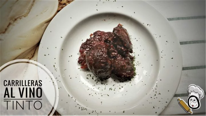 Cómo hacer carrileras al vino tinto con Mambo de Yococino